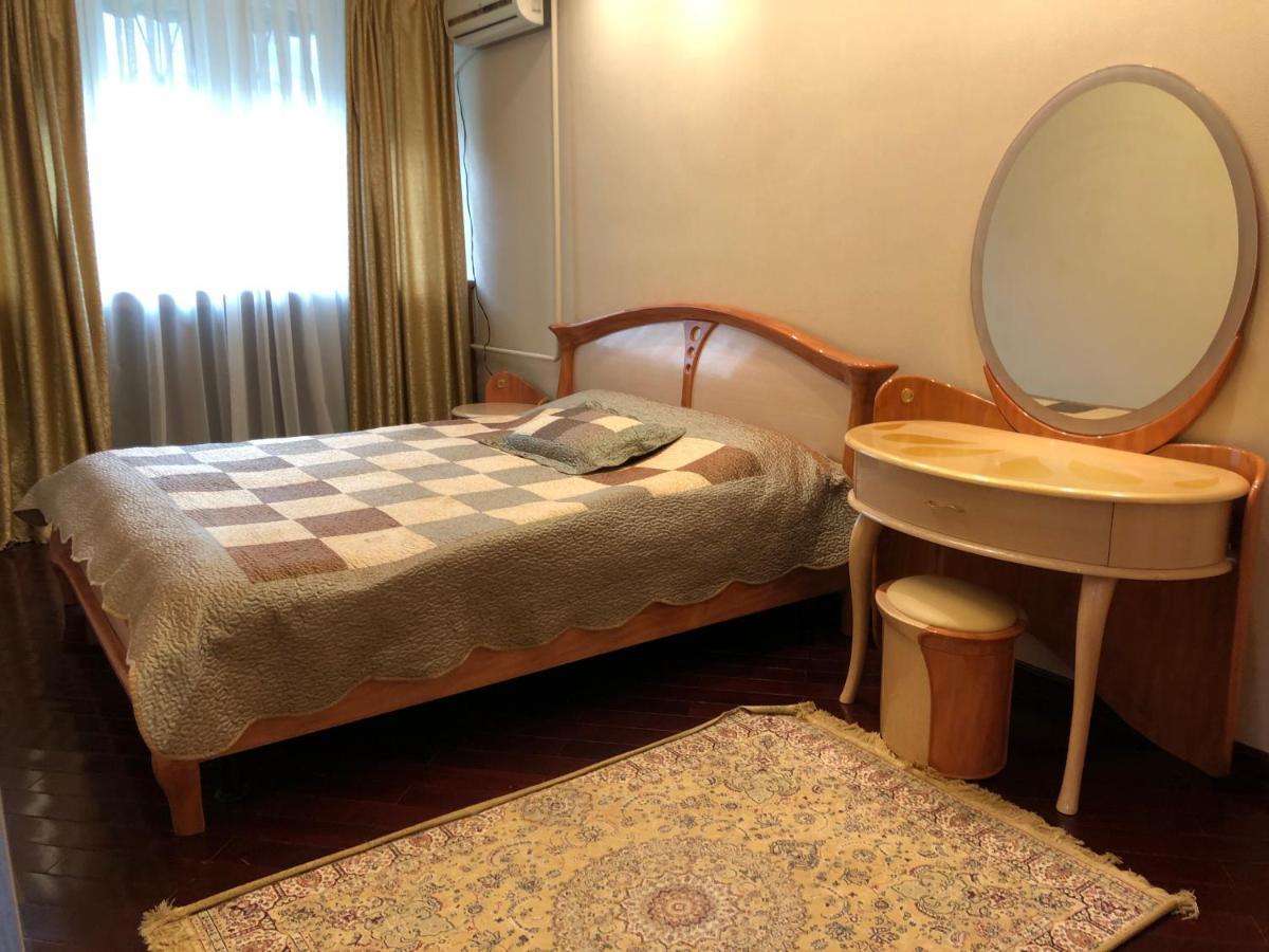 Beautiful Apartments In The Heart Of The City 塔什干 外观 照片