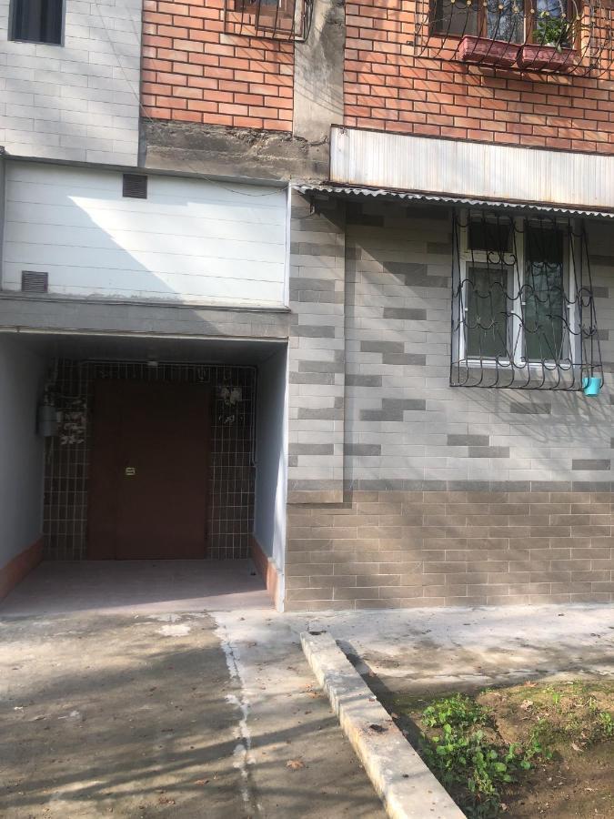 Beautiful Apartments In The Heart Of The City 塔什干 外观 照片